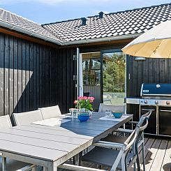 Vakantiehuis "Kristiarn" - 1.1km from the sea