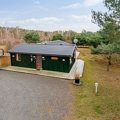 Vakantiehuis "Adrienne" - 6.4km from the sea