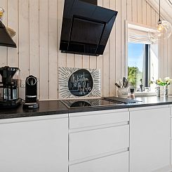 Vakantiehuis "Kristiarn" - 1.1km from the sea