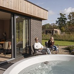 Waterlodge 2 Deluxe + sauna en hottub