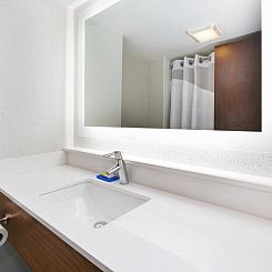 Holiday Inn Express - Waldorf, an IHG Hotel