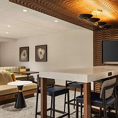 Hampton Inn Columbia Downtown Historic District