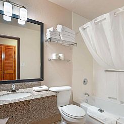 Best Western Green Bay Inn and Conference Center