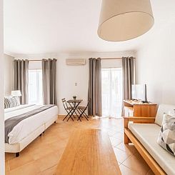 Oasis Beach Apartments