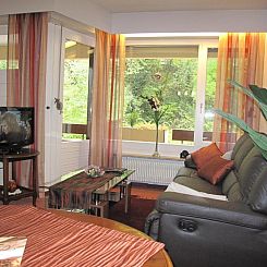 Appartementhaus im Grün