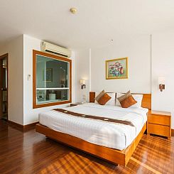 Lantana Resort