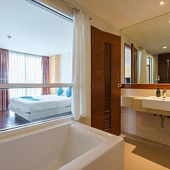 Lantana Resort