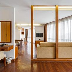 Lantana Resort