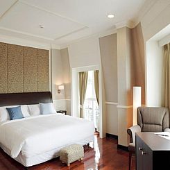 Aurum The River Place