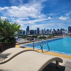 Interchange Tower Serviced Apartment - SHA Extra Plus
