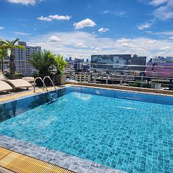 Interchange Tower Serviced Apartment - SHA Extra Plus