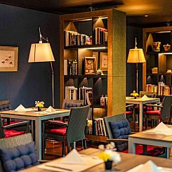 Maduzi Hotel, Bangkok