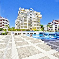 UHC Novelty Apartments