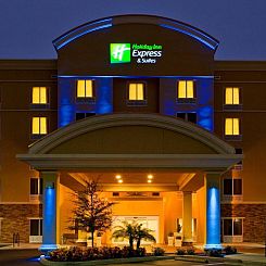 Holiday Inn Express Hotel & Suites Largo-Clearwater, an IHG 