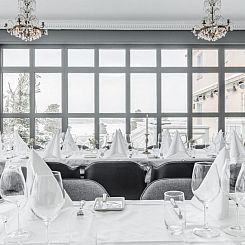 Såstaholm Hotell & Konferens