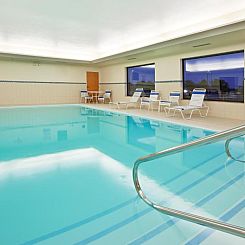 Holiday Inn Express Hotel & Suites Bay City, an IHG Hotel