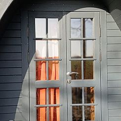 Vakantiehuisje in Opende