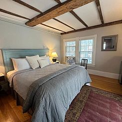Abalonia Inn