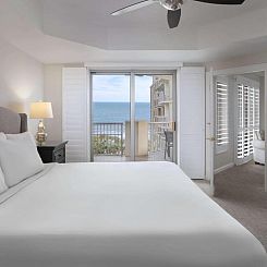 Royale Palms Condominiums
