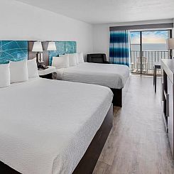 Tropical Seas Hotel