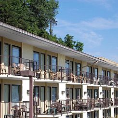Vacation Lodge