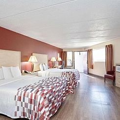 Red Roof Inn & Suites Pigeon Forge Parkway