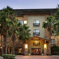 Larkspur Landing Hillsboro-An All-Suite Hotel
