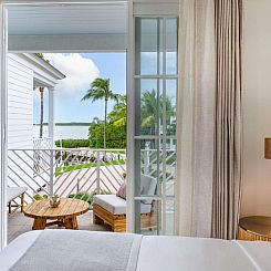 Islander Bayside Villas & Boatslips