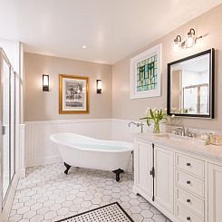 Bar Harbor Inn and Spa