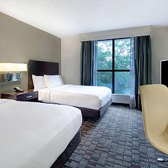 Embassy Suites by Hilton Jacksonville Baymeadows