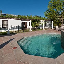 La Galiniere Guest Cottages