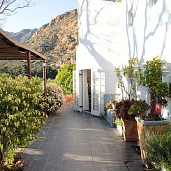 Kogman & Keisie Guest Farm