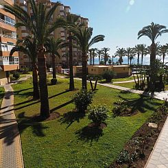 Apartamentos Intercentro Algarrobo-Costa