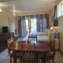 Cedar Lodge Guest House