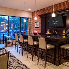 Fairfield Inn & Suites by Marriott Keene Downtown
