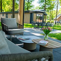Wood Cottage + hottub