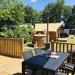 Airlodge 2.0 Family Hottub