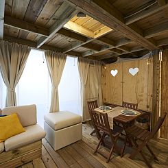 Airlodge 2.0 Family Hottub