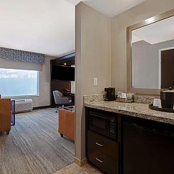 Hampton Inn & Suites Seattle/Federal Way