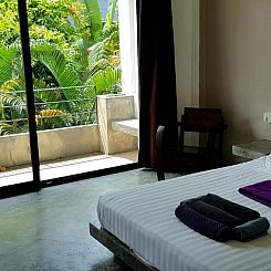 Sairee Sairee Guesthouse