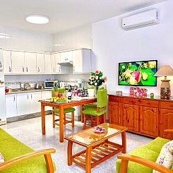 EmyCanarias Holiday Homes Vecindario