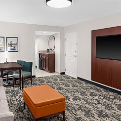 Embassy Suites Fort Myers - Estero