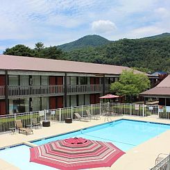 Great Smokies Inn - Cherokee