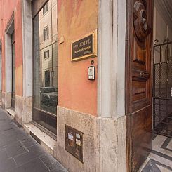 939 Hotel