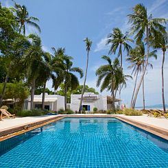 Lime & Soda Beachfront Resort