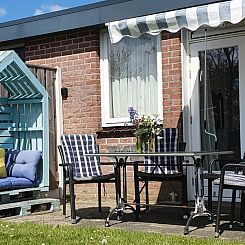 DE ZON IN STEE AAN ZEE, vlak bij Zee.