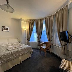 The Gateway Hotel