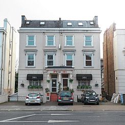 Hotel 261
