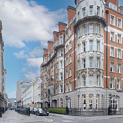 Radisson Blu Edwardian Kenilworth Hotel, London