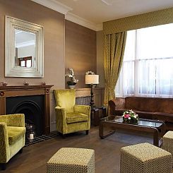 Phoenix Hotel